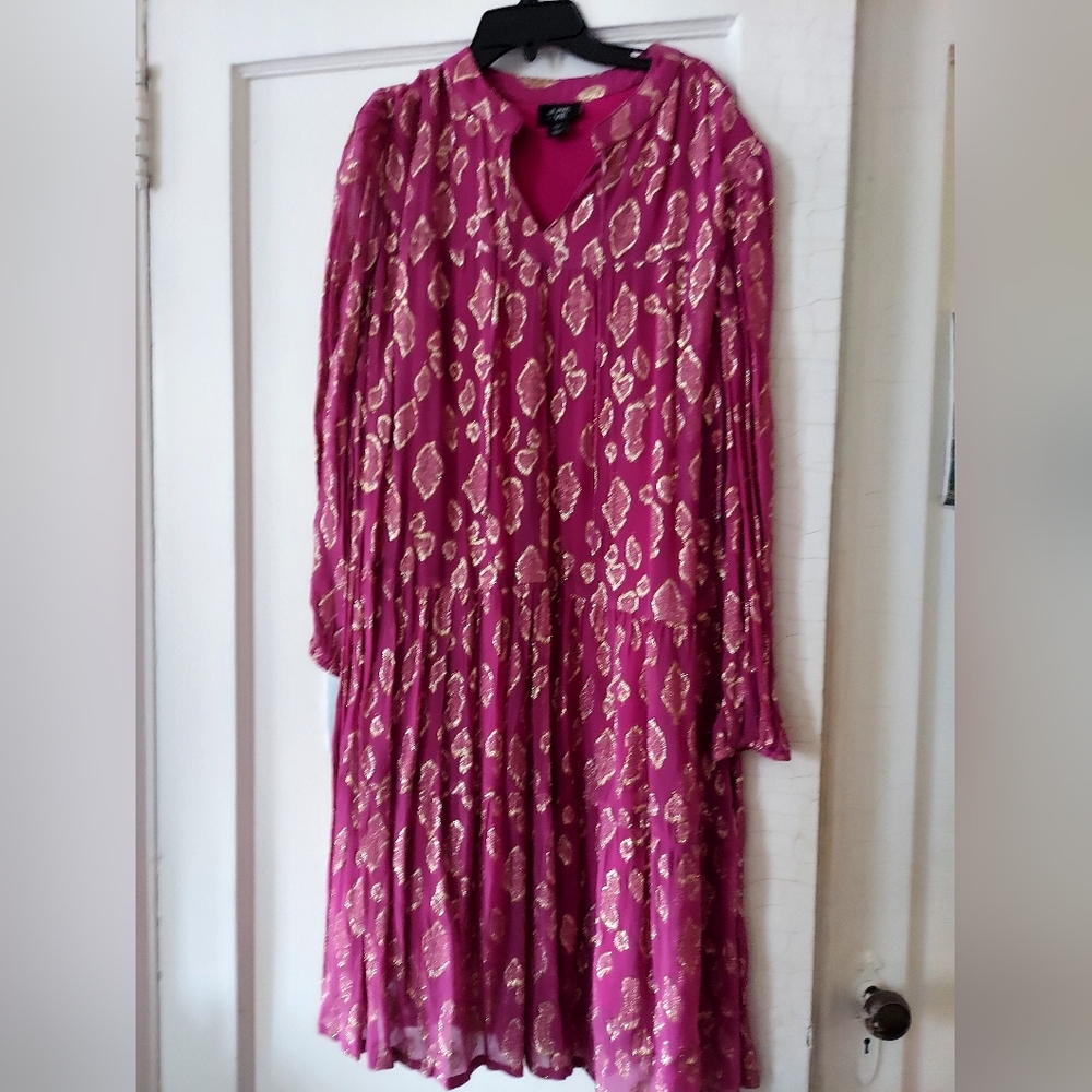 Metallic Tiered Pink Patterned Dress Size Small